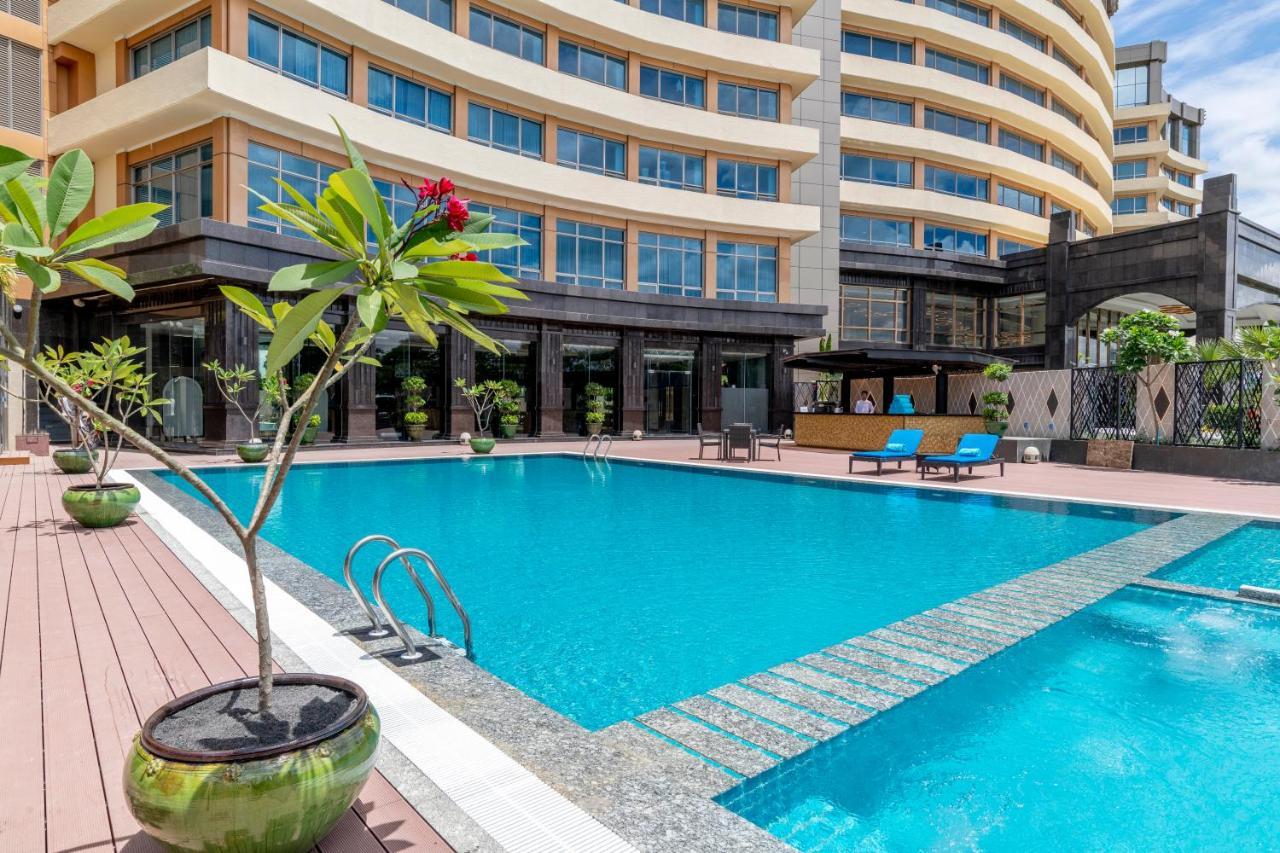Grand Mercure Yangon Golden Empire Luaran gambar